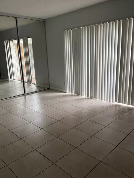 265 Lake Arbor DR, Palm Springs, FL 33461