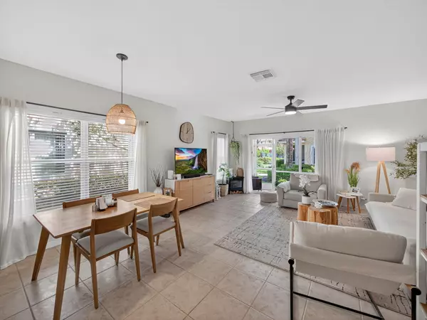 Wellington, FL 33414,1512 Buckingham AVE