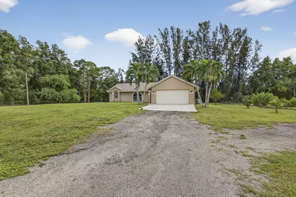 Loxahatchee, FL 33470,17338 N 32nd LN