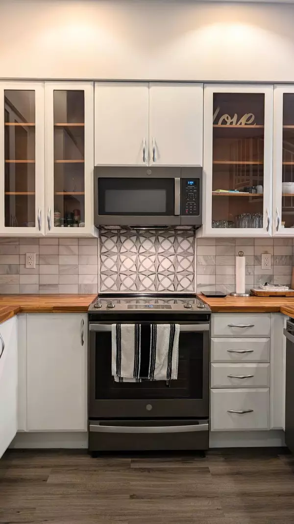 West Palm Beach, FL 33401,801 S Olive AVE 435