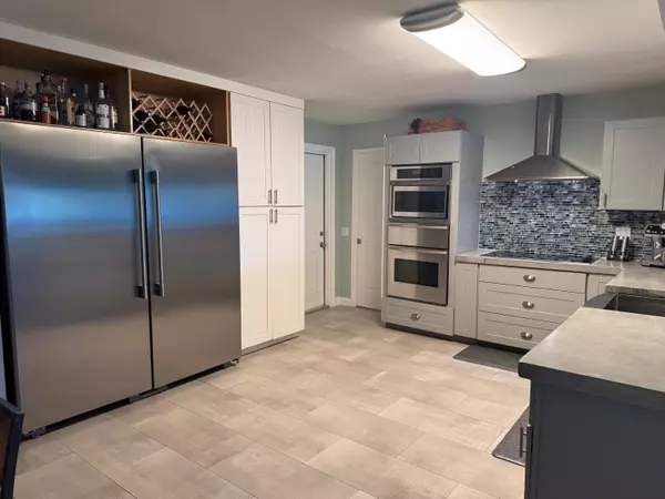 6563 Paul Mar DR, Lake Worth, FL 33462