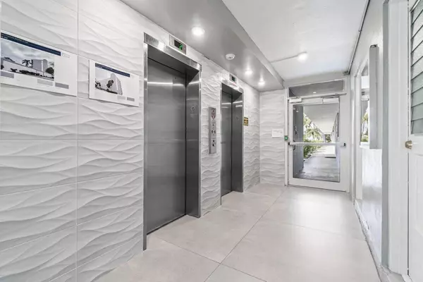 Boca Raton, FL 33487,5500 NW 2nd AVE 418