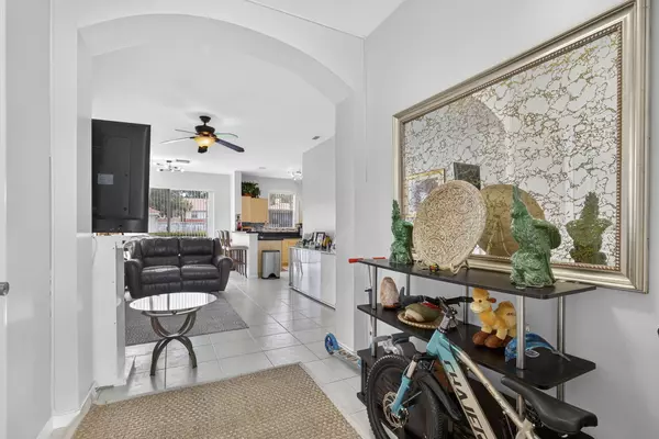 Riviera Beach, FL 33418,6120 Seminole Gardens CIR