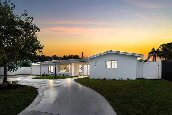 Boynton Beach, FL 33435,723 SW 25th AVE