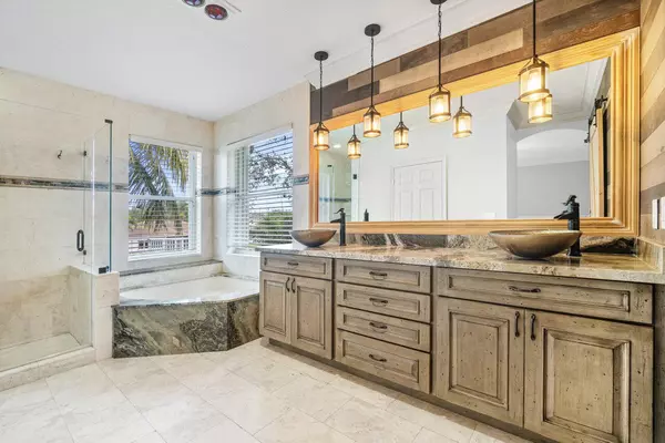 Jupiter, FL 33458,257 N Spoonbill LN