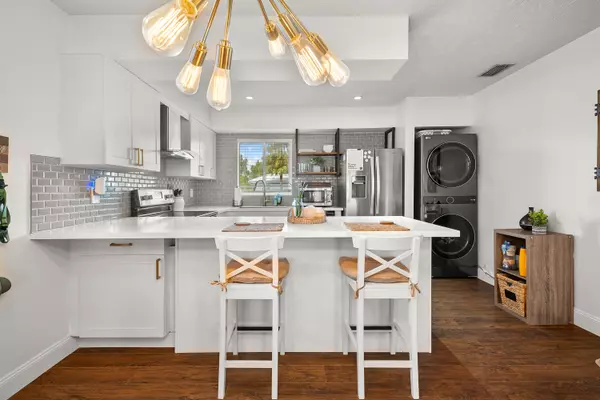 Port Saint Lucie, FL 34952,197 SE Village DR 197