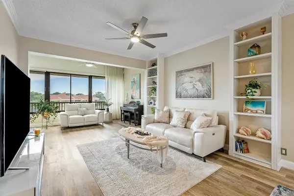 7546 E La Paz BLVD 404, Boca Raton, FL 33433