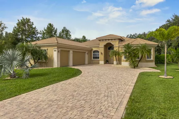 Stuart, FL 34997,8300 SW Cattleya DR