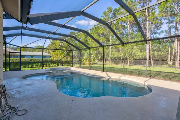 Port Saint Lucie, FL 34953,176 SW Fernleaf TRL