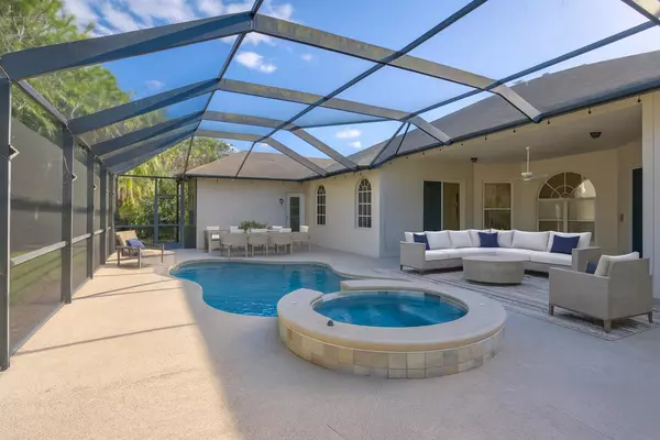 Port Saint Lucie, FL 34953,176 SW Fernleaf TRL