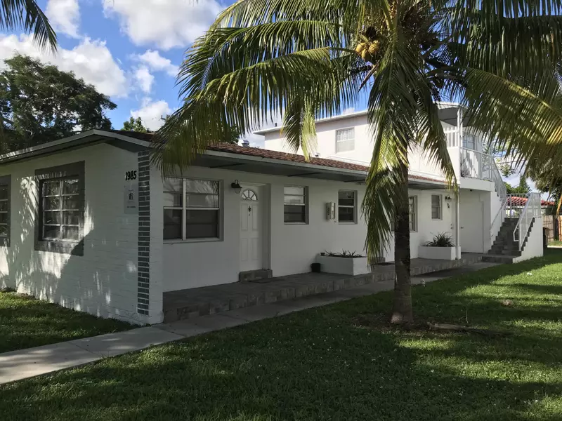 North Miami Beach, FL 33162