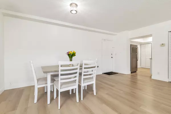 West Palm Beach, FL 33409,505 Spencer DR 207