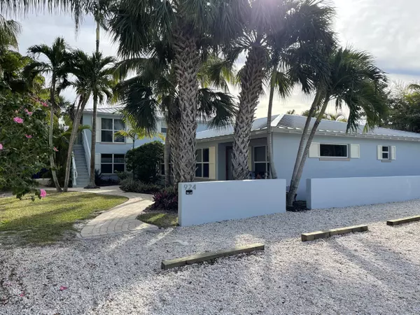 Vero Beach, FL 32963,924 Coquina LN 4