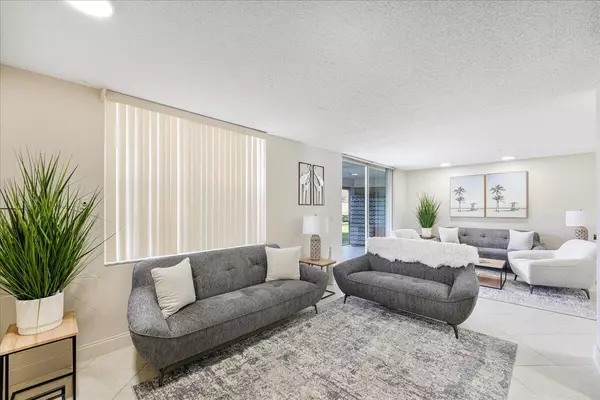 Boca Raton, FL 33487,6400 NW 2nd AVE 123