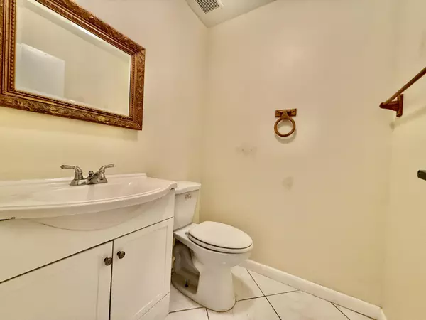 Delray Beach, FL 33446,139 Tuscany B 139