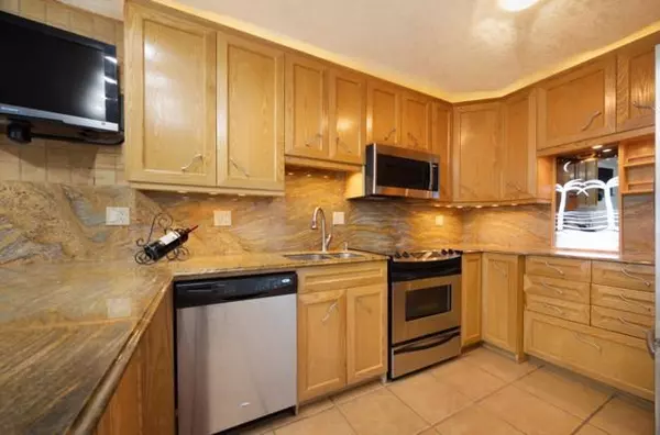 Pompano Beach, FL 33060,700 Pine DR 303