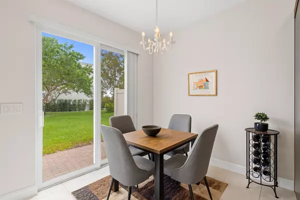 Lake Worth, FL 33467,9040 Kingsmoor WAY