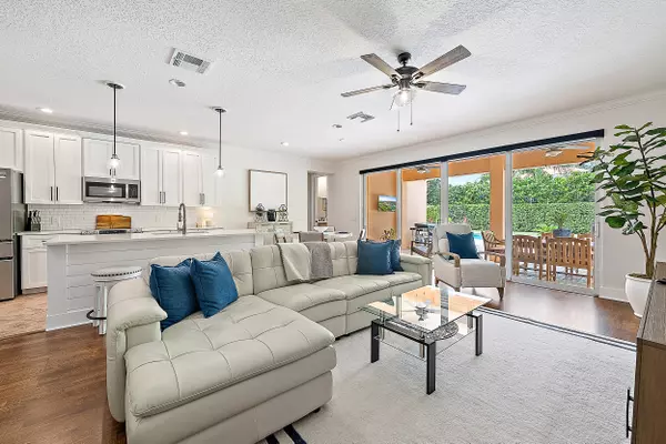 116 Sardinia CIR, Jupiter, FL 33458