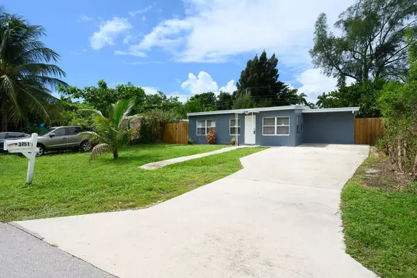 Lantana, FL 33462,3751 Orange ST