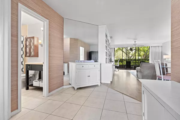 Palm Beach Gardens, FL 33418,1101 Duncan CIR 102