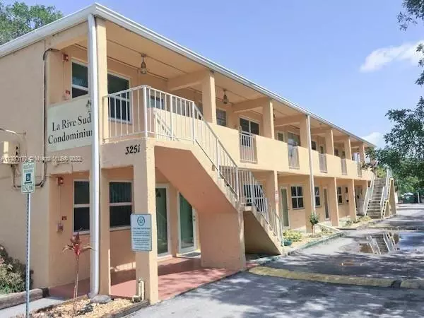 3251 SW 44th ST 200, Dania Beach, FL 33312