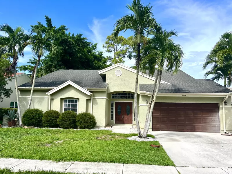 1112 Wild Cherry LN, Wellington, FL 33414
