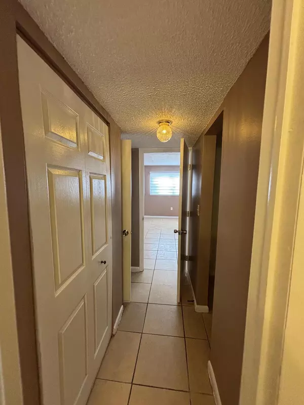 Lauderdale Lakes, FL 33311,3710 NW 21st ST 313