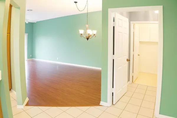 Boynton Beach, FL 33472,6387 Long Key LN