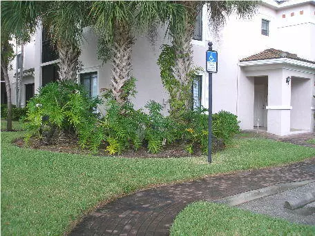 2810 Grande Pkwy 113, Palm Beach Gardens, FL 33410