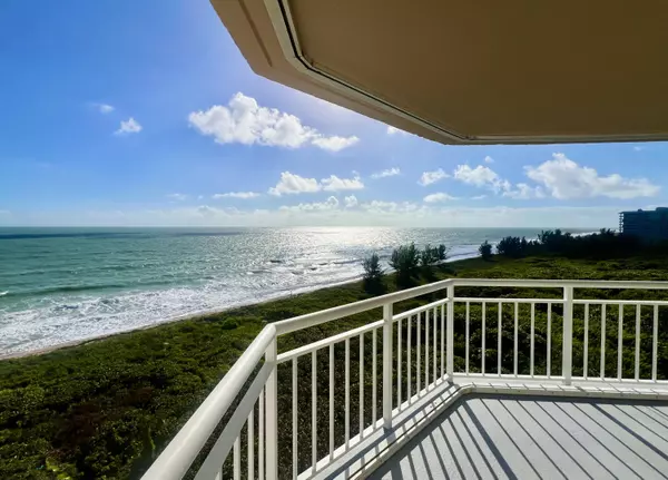 Hutchinson Island, FL 34949,3870 N Highway A1a 906