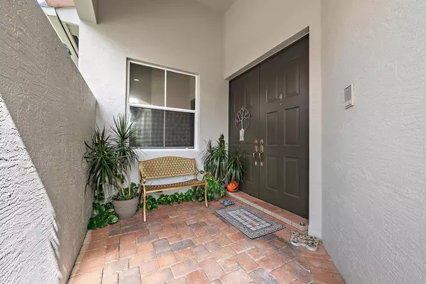 Palm Beach Gardens, FL 33418,101 Casa Grande CT