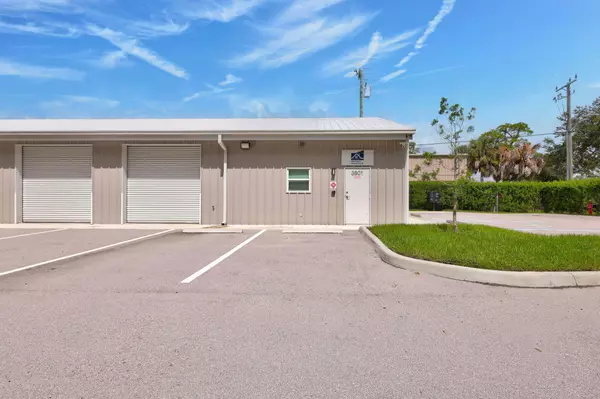 Fort Pierce, FL 34982,3801 Oleander AVE 3803
