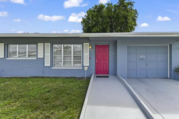 Tamarac, FL 33319,4916 NW 54th ST