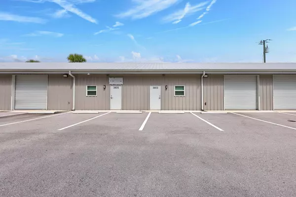 Fort Pierce, FL 34982,3801 Oleander AVE 3805