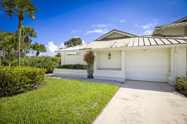 Stuart, FL 34997,5611 SE Foxcross PL 5611