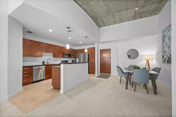 West Palm Beach, FL 33401,300 S Australian AVE 1619