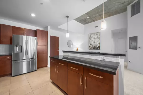 West Palm Beach, FL 33401,300 S Australian AVE 1619