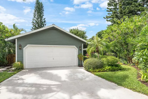 237 Wingo ST, Tequesta, FL 33469