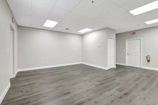 Fort Pierce, FL 34982,3801 Oleander AVE 3809