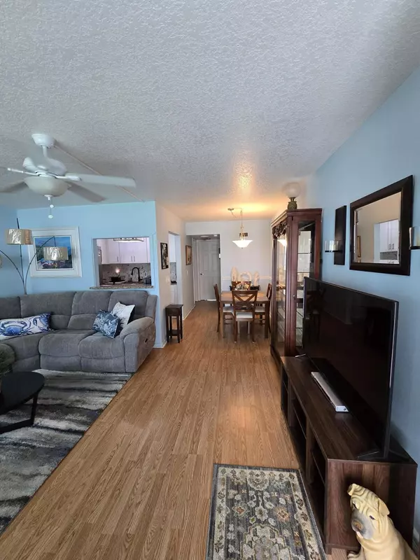 Deerfield Beach, FL 33442,294 Farnham M 294