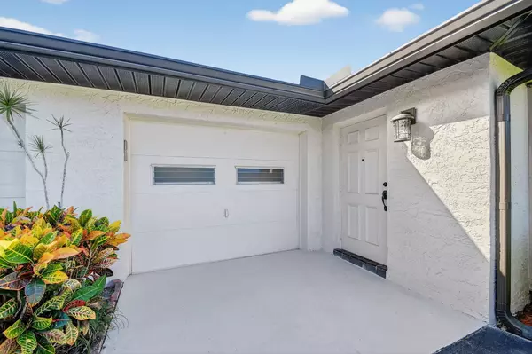 Boynton Beach, FL 33436,4677 Robinwood CIR B