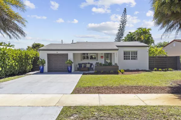 297 Minola DR, Miami Springs, FL 33166