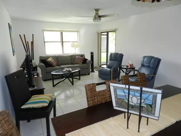 Royal Palm Beach, FL 33411,154 Pinto Palm CT