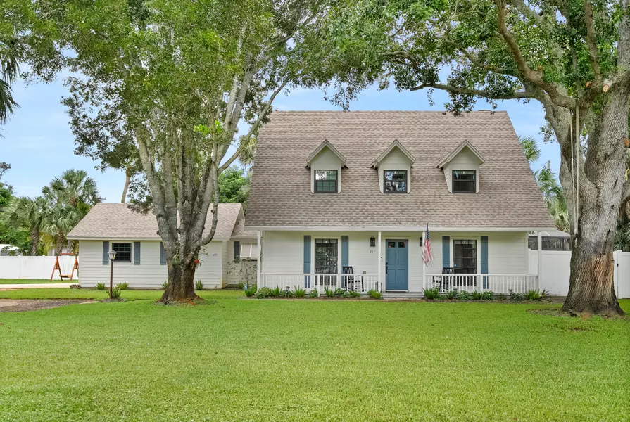 217 SE Oriole AVE, Stuart, FL 34996