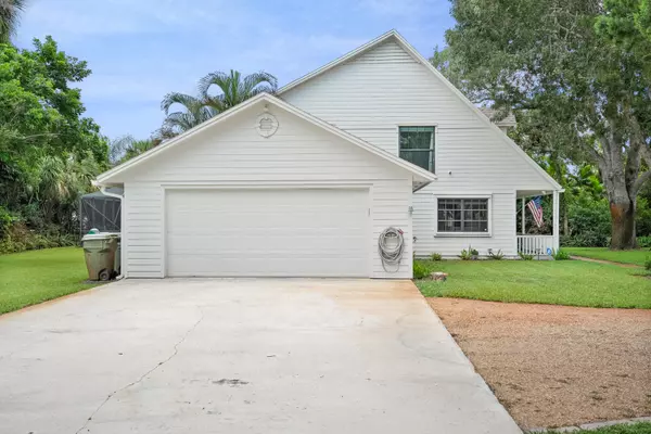 Stuart, FL 34996,217 SE Oriole AVE