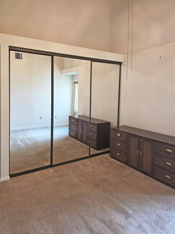 Jupiter, FL 33477,198 Ridge RD