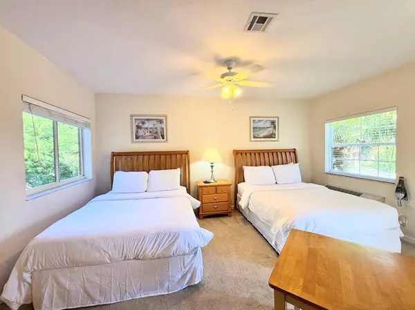 8923 Sandshot CT B, Port Saint Lucie, FL 34986
