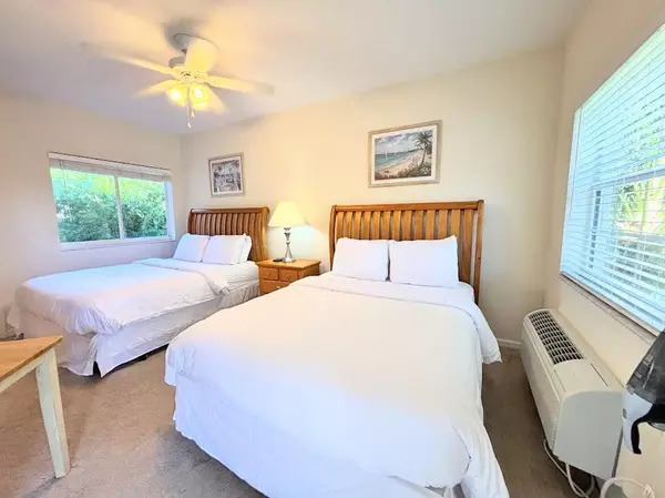 Port Saint Lucie, FL 34986,8923 Sandshot CT B