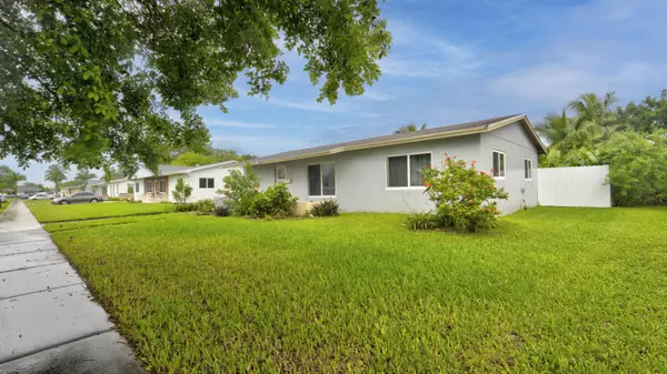 Miami Gardens, FL 33179,71 NE 206th TER