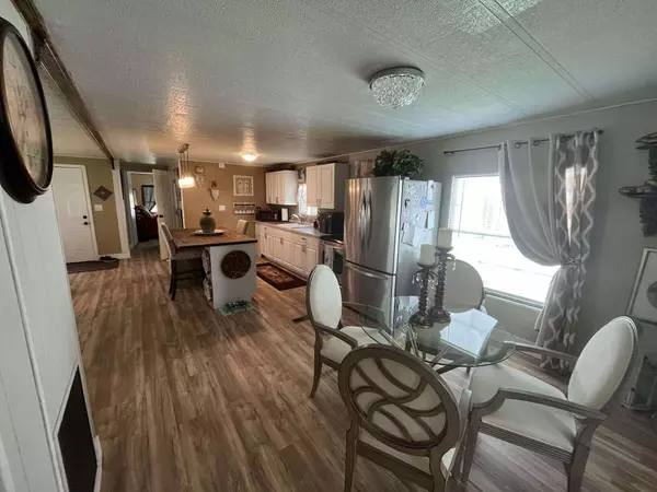 Port Saint Lucie, FL 34952,15 La Costa LN